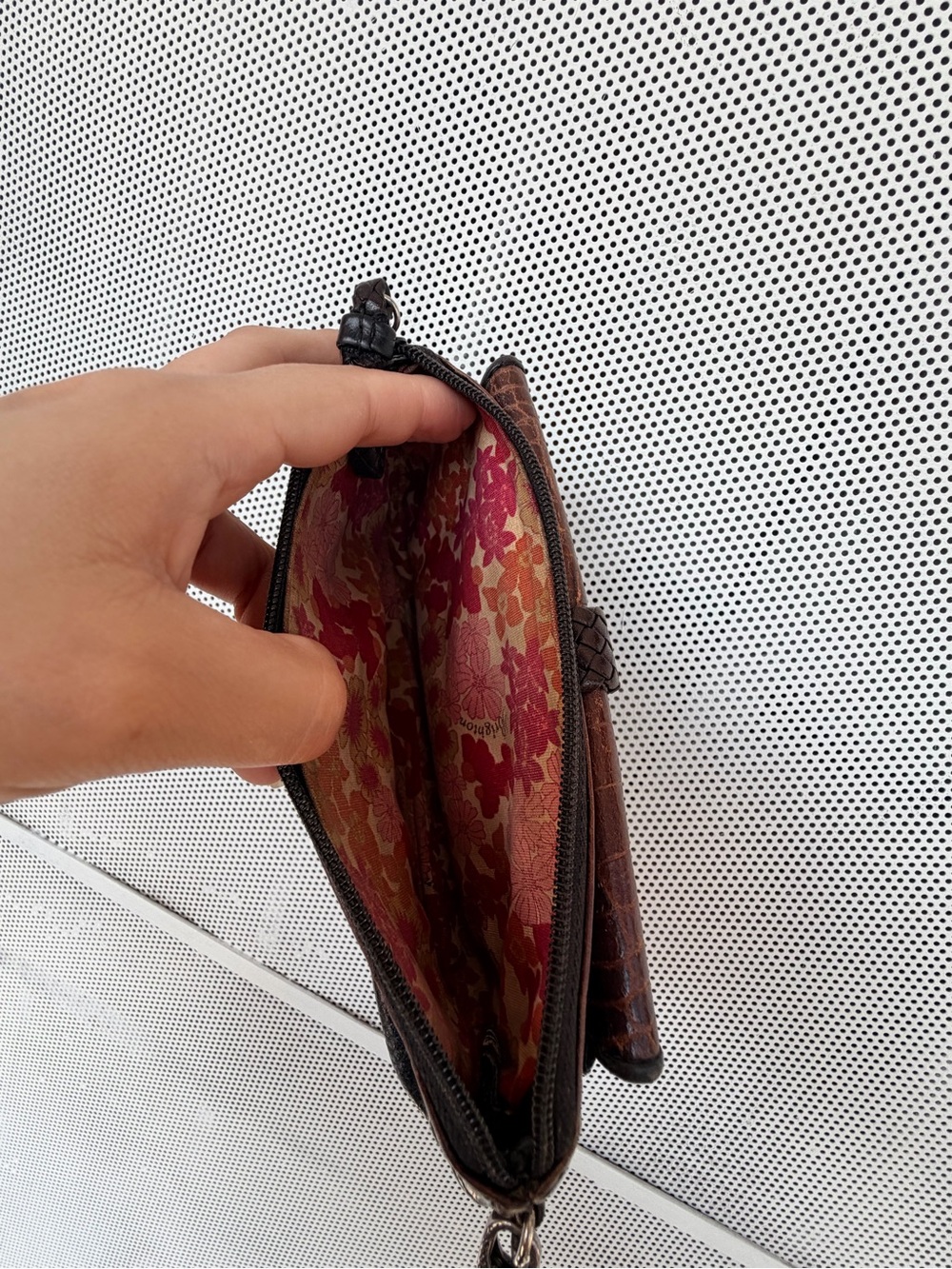 Vtg y2k Brighton Brown and Black Leather croc embossed Wristlet Clutch - Picture 7 of 13